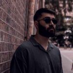 دانلود آهنگ از آسمون سنگ بیاد علی یاسینی