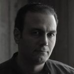 دانلود آهنگ چرا هنوز ادامه داری علیرضا قربانی
